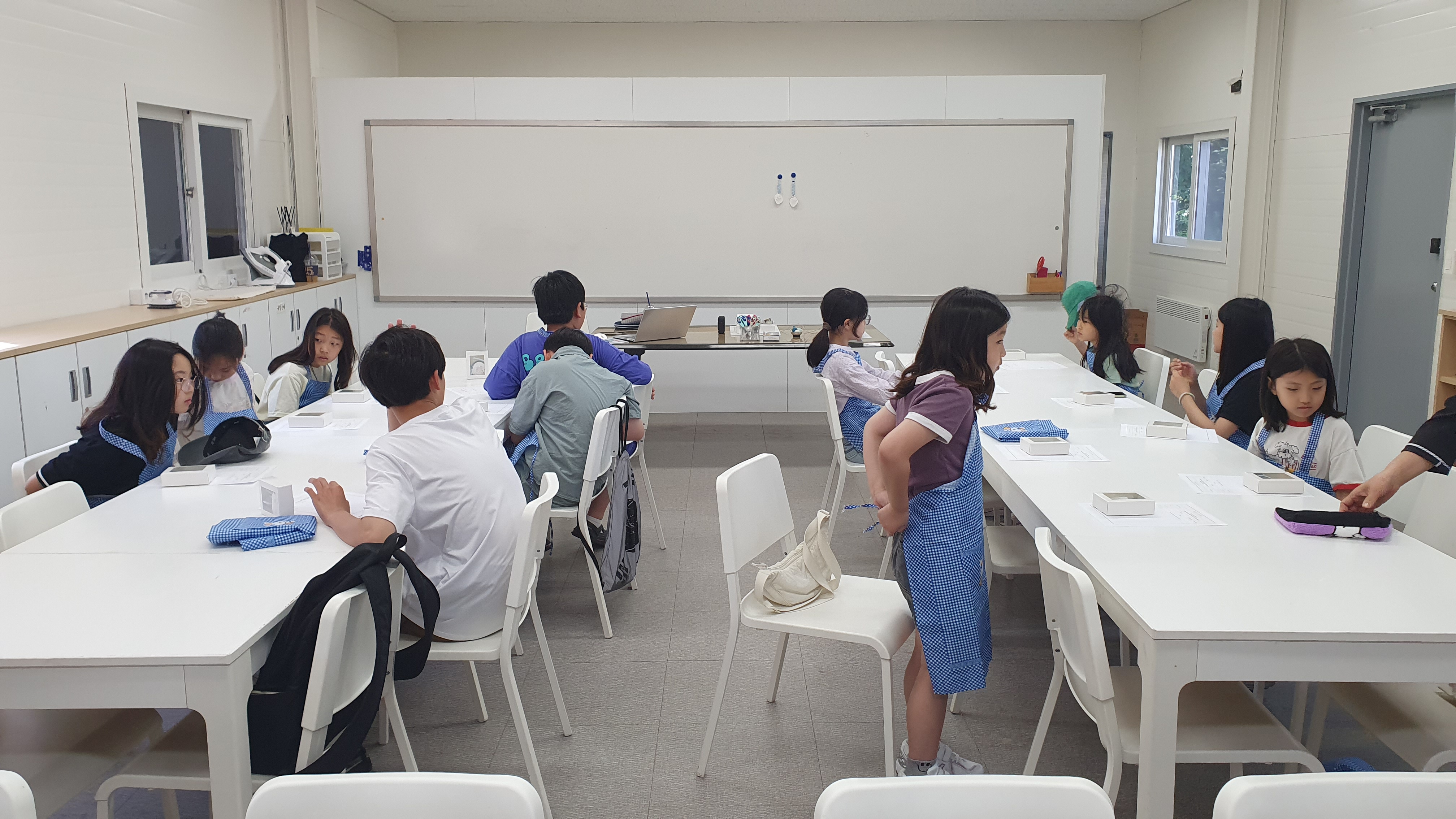<2026년 공유학교 - 회암사지 K-굿즈 디자이너 1기> 이미지3