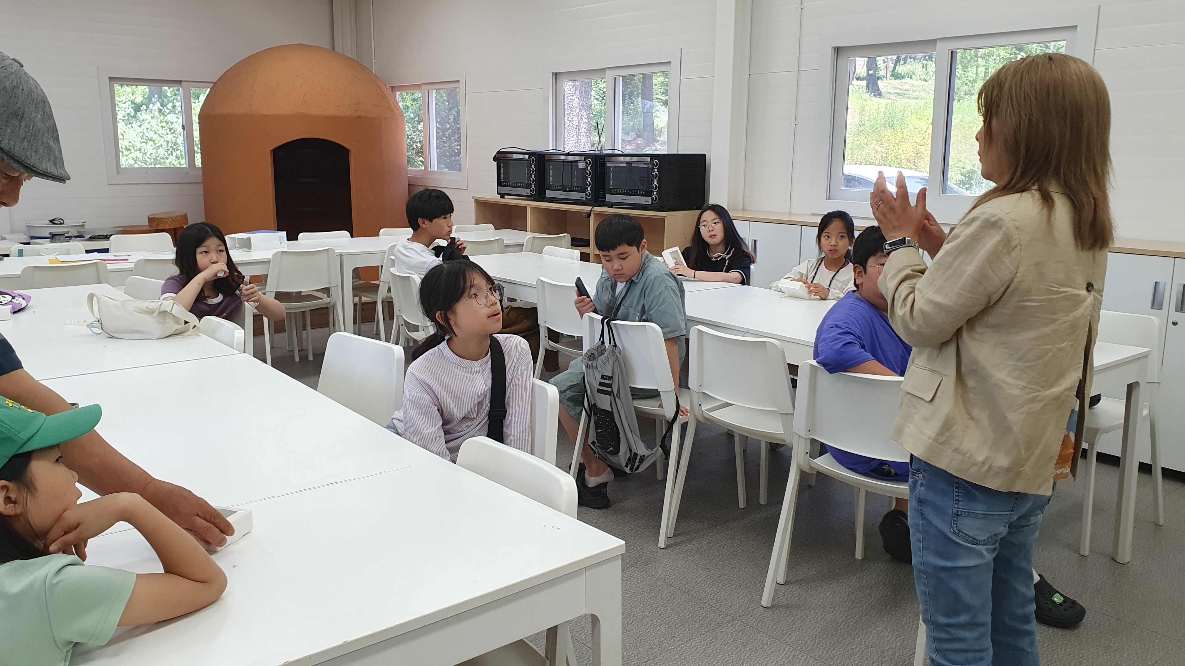 <2026년 공유학교 - 회암사지 K-굿즈 디자이너 1기> 이미지8