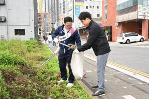 회천3동 추석맞이 환경정화 의 사진