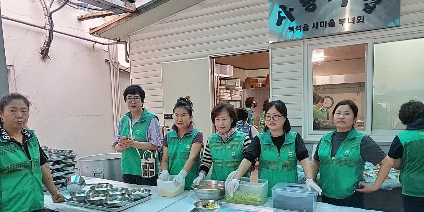 강수현 양주시장, 백석읍에서 추석맞이 대청소 및 꽃심기 행사 참석 이미지