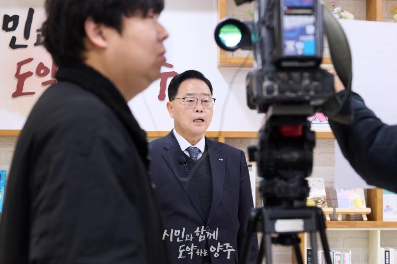 헬로비전 인터뷰 의 사진