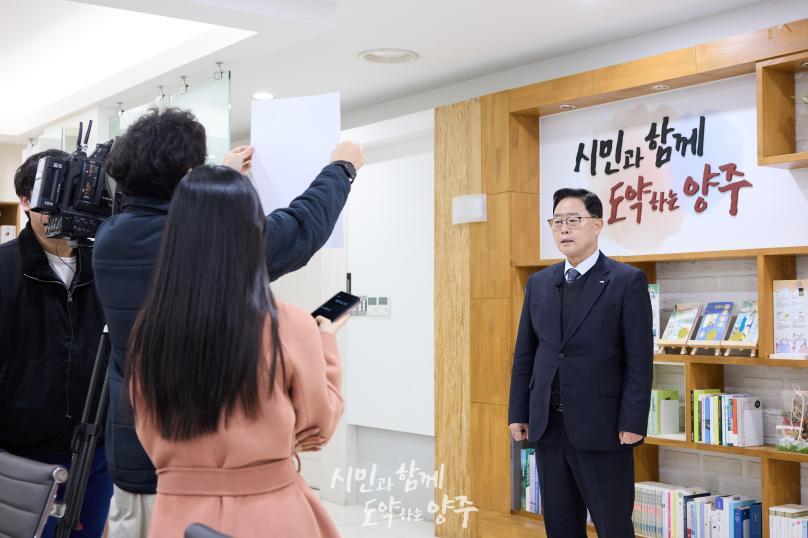 헬로비전 인터뷰 의 사진