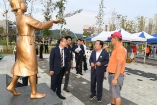 평화의소녀상 제막식 의 사진