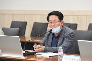 남북교류협력 학술용역 중간보고회 의 사진