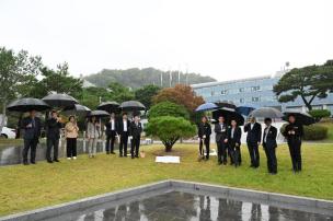 시승격20주년 기념식수 사진