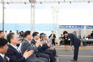 국지도39호선 가납 상수 도로 개통식 의 사진