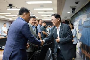 양주시 지역사회 공헌 프로젝트 관계자 회의 의 사진