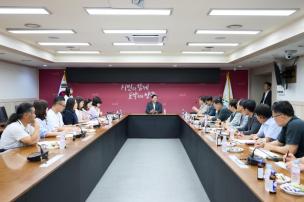 양주시 지역사회 공헌 프로젝트 관계자 회의 의 사진